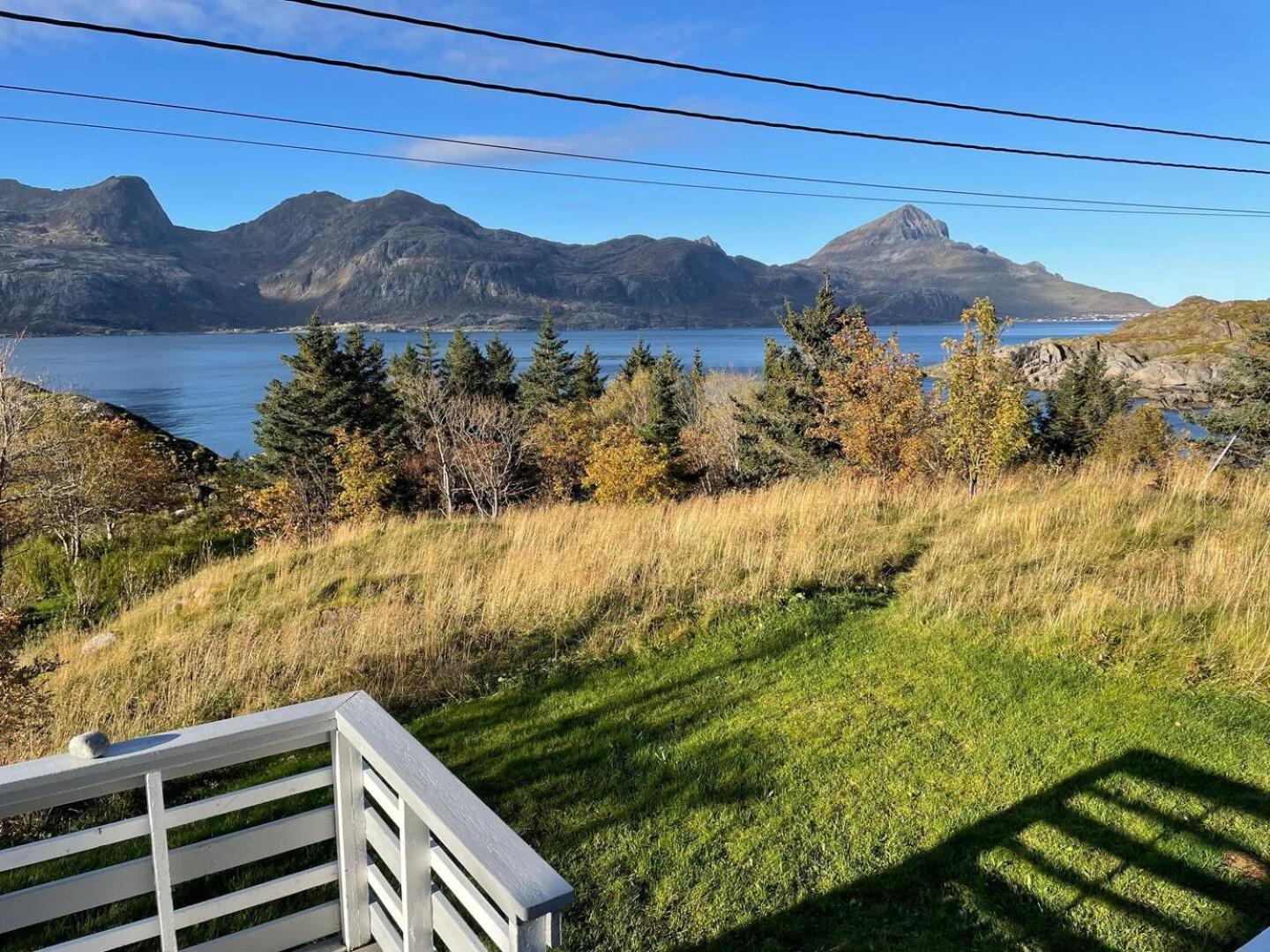Vettinghytta, Close To The Sea With Amazing View. Holiday home