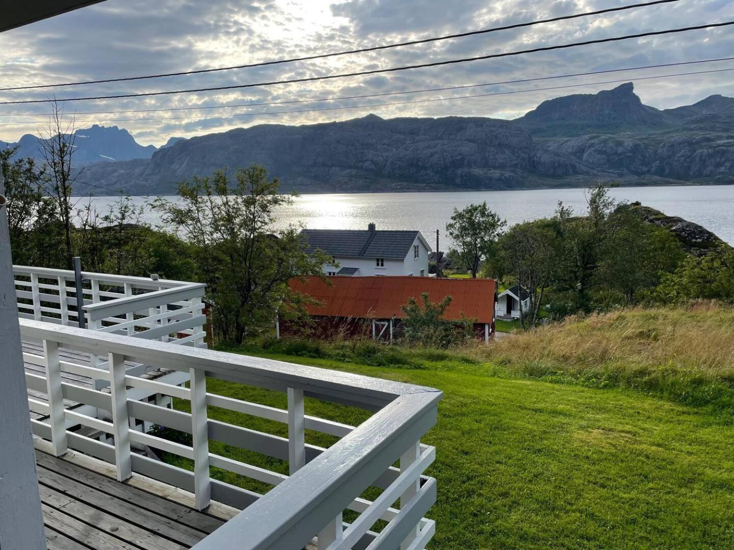 Vettinghytta, Close To The Sea With Amazing View. *